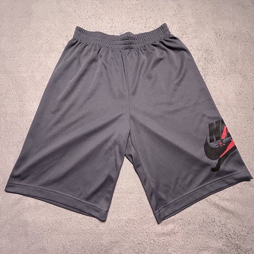 Nike Jordan Basketball Shorts Youth Boys XL Gray Athletic Activewear Jumpman